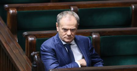 Afera ws. Pegasusa. Tusk komentuje: "Ucho Prezesa"
