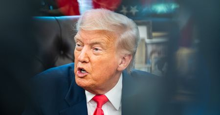 Trump wycofuje się z negocjacji? "Niestety ustąpił Putinowi"