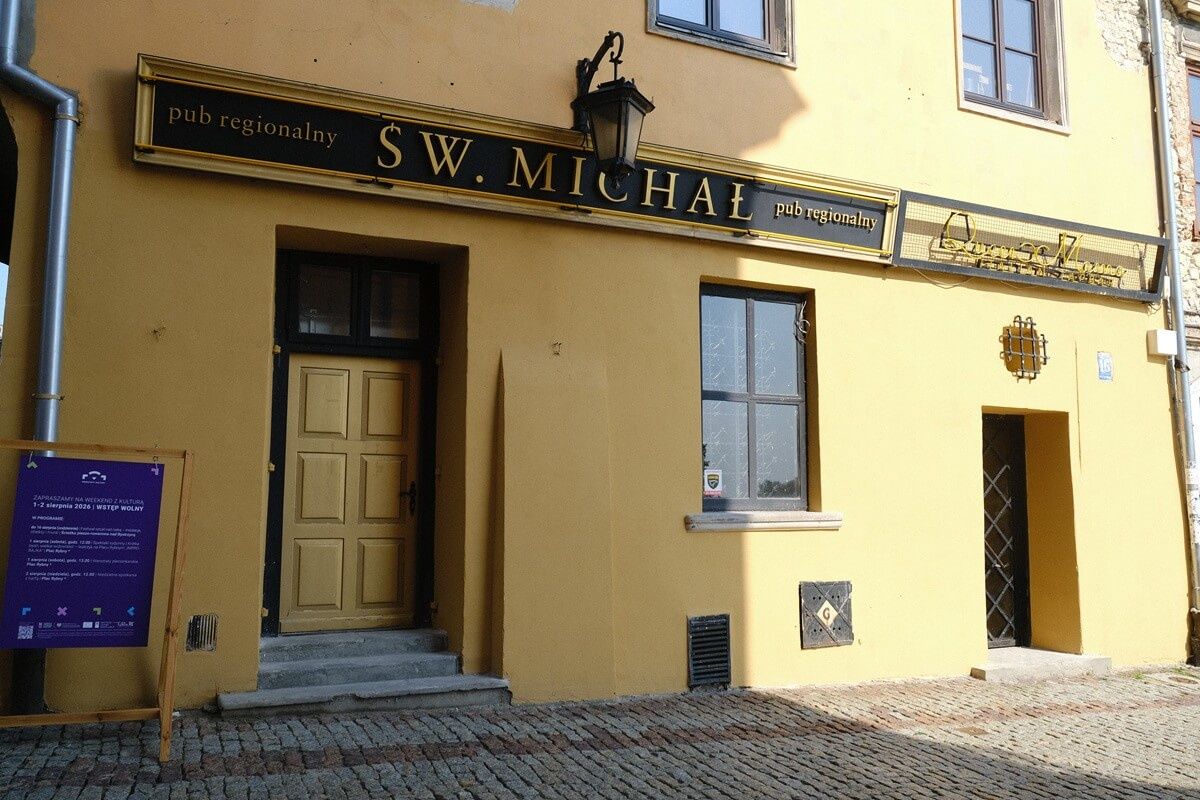 Kamienica na Starym Mieście już nie grozi zawaleniem. Dwa znane lokale wznowią działalność po ponad 1,5-rocznej przerwie