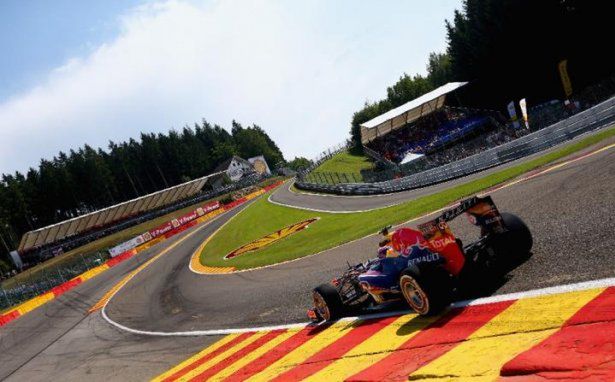 Kwalifikacje GP Belgii: Hamilton nie zwalnia