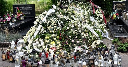 Znieważył grób syna Sylwii Peretti. Jest ruch sądu