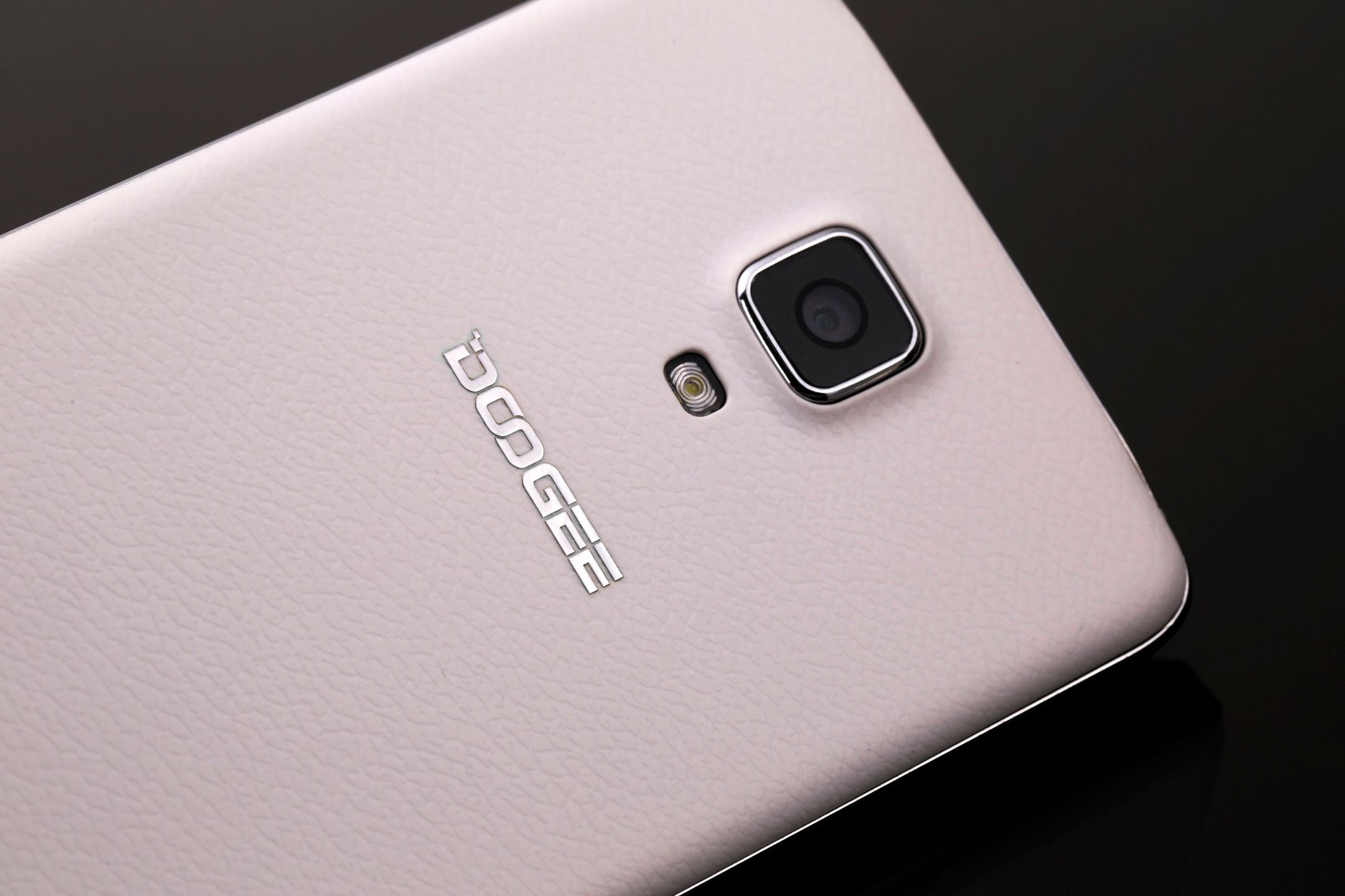 Doogee DG750 Iron Bone to metalowy smartfon za 549 złotych 8