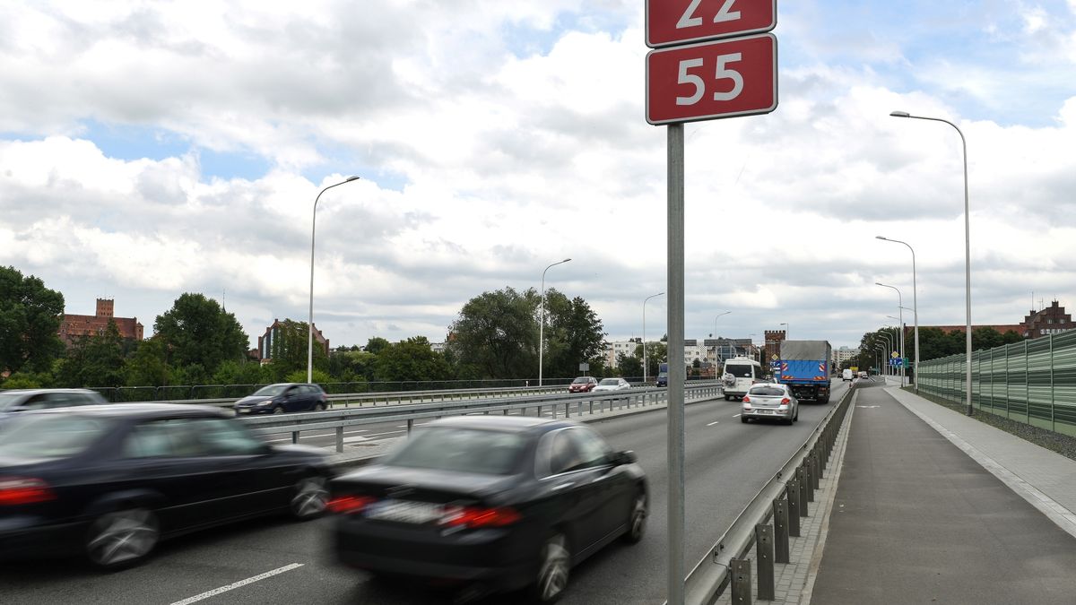 Wiesz, że są okoliczności, w których podczas wyprzedzania powinieneś trąbić? To nie jedyny przepis, który warto byłoby zmienić.