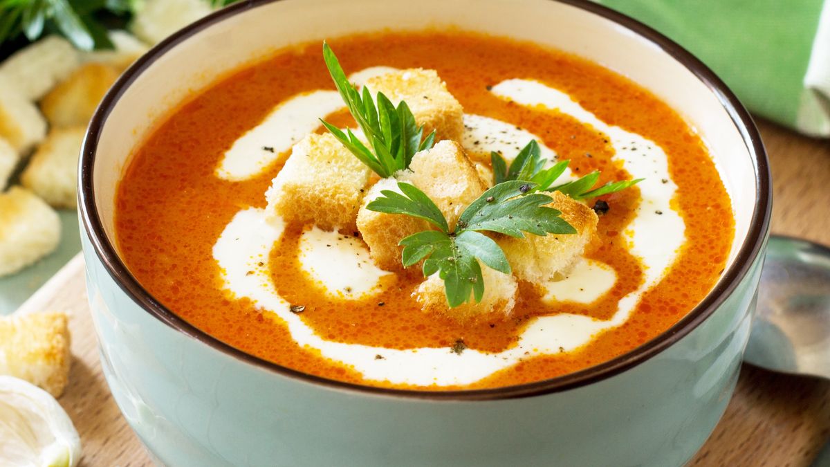 Zupa zagęszczana czerstwym chlebem