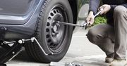 Jak wymienić koło w samochodzie? [poradnik]
