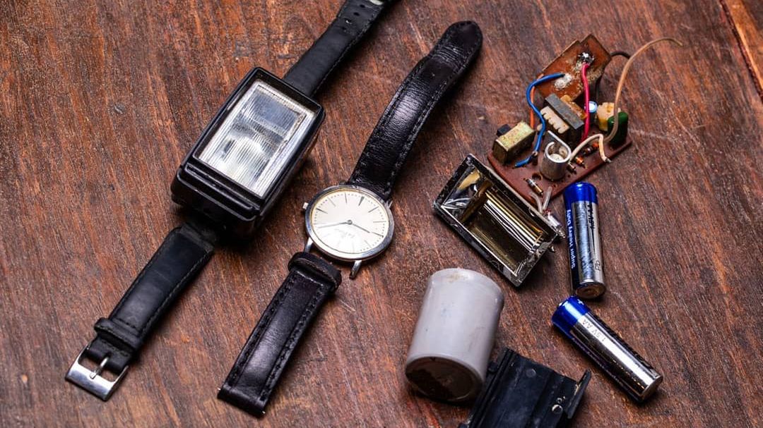 Lampa błyskowa w zegarku. Gadżet każdego fotografa ulicznego 1