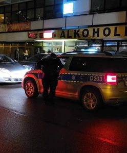 Szarpanina pod monopolowym. 34-latek ugodził nożem kobietę