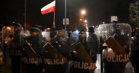 Strajk Kobiet w Warszawie. Nagrania z akcji policji
