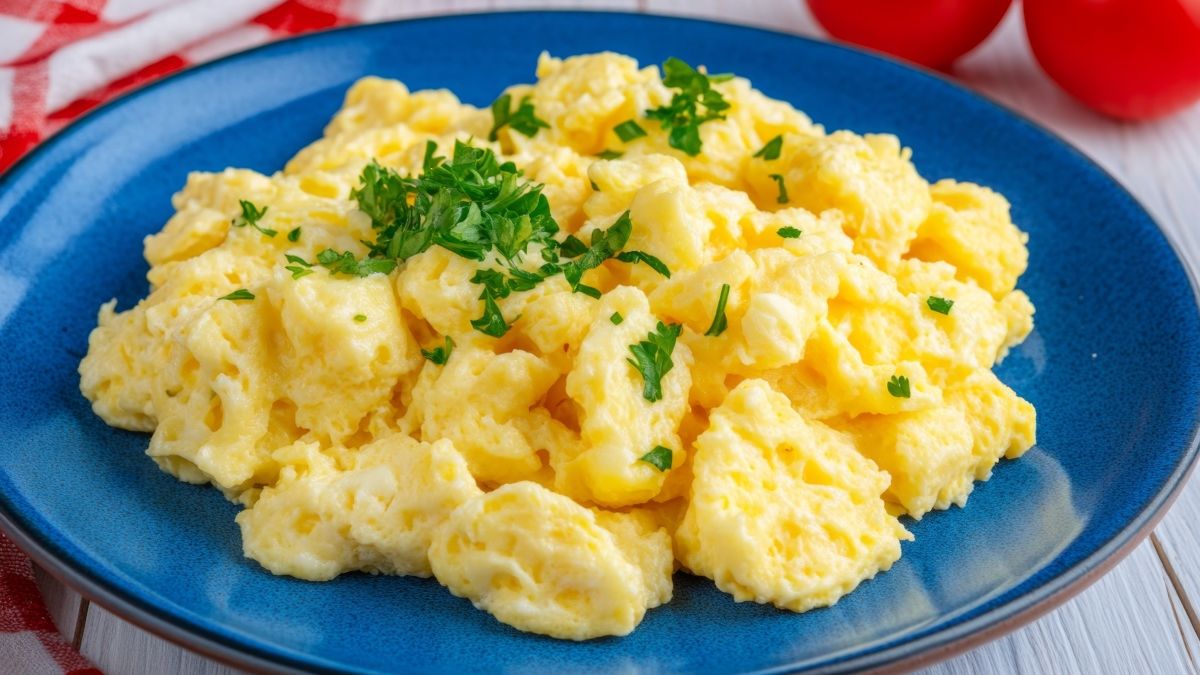 Jajecznica ze skyrem