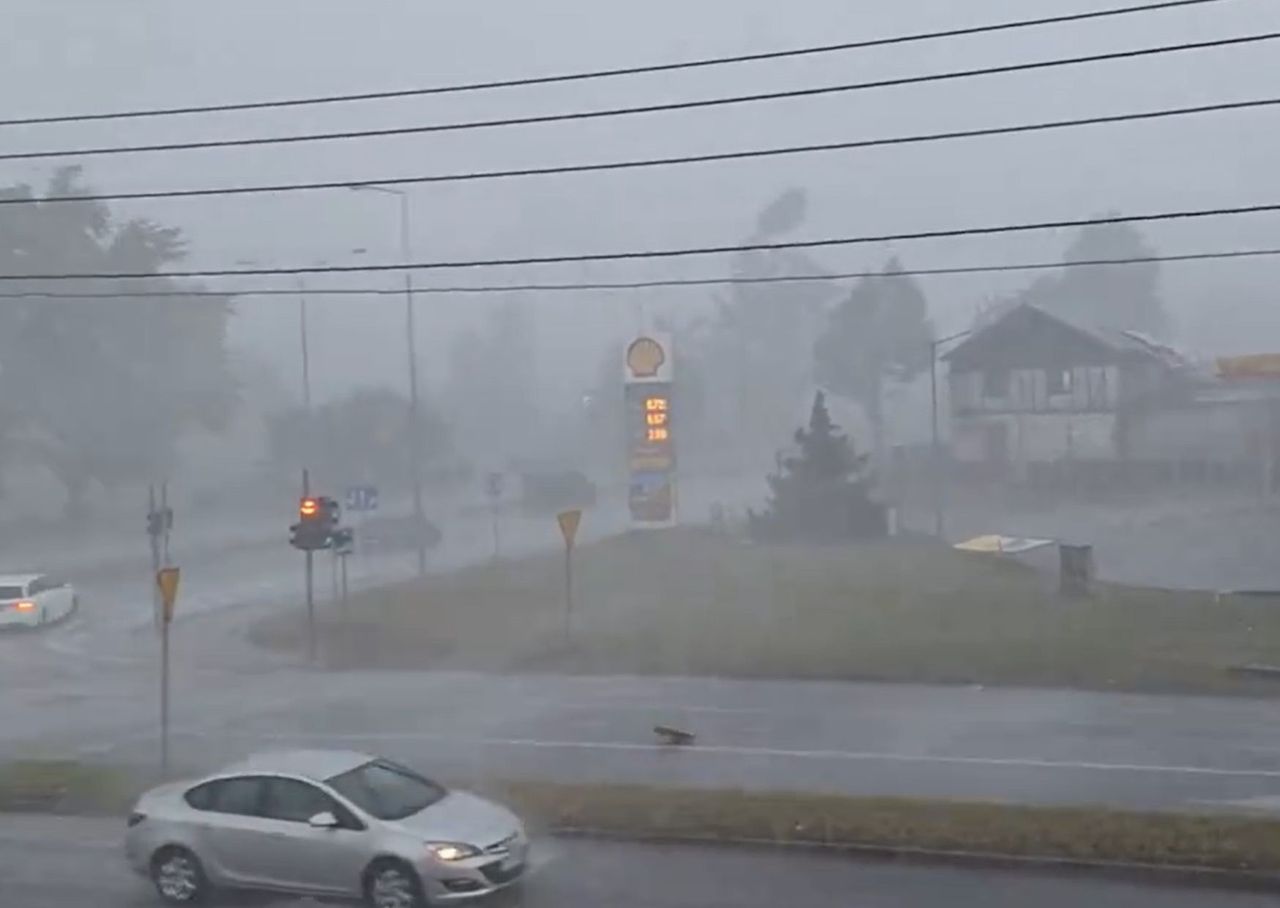 Downburst i superkomórka burzowa w Pile. Wszystko nagrano