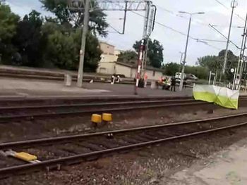 Świebodzin. Tragedia na torach, nie żyje 41-latek. Wcześniej prosił o pieniądze na bilet