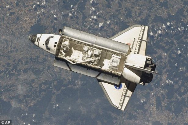 Endeavour dokuje na ISS - podatnik może odetchnąć 2