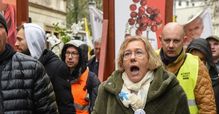 Okrągła rocznica stacji o. Rydzyka. Kurator Nowak składa życzenia