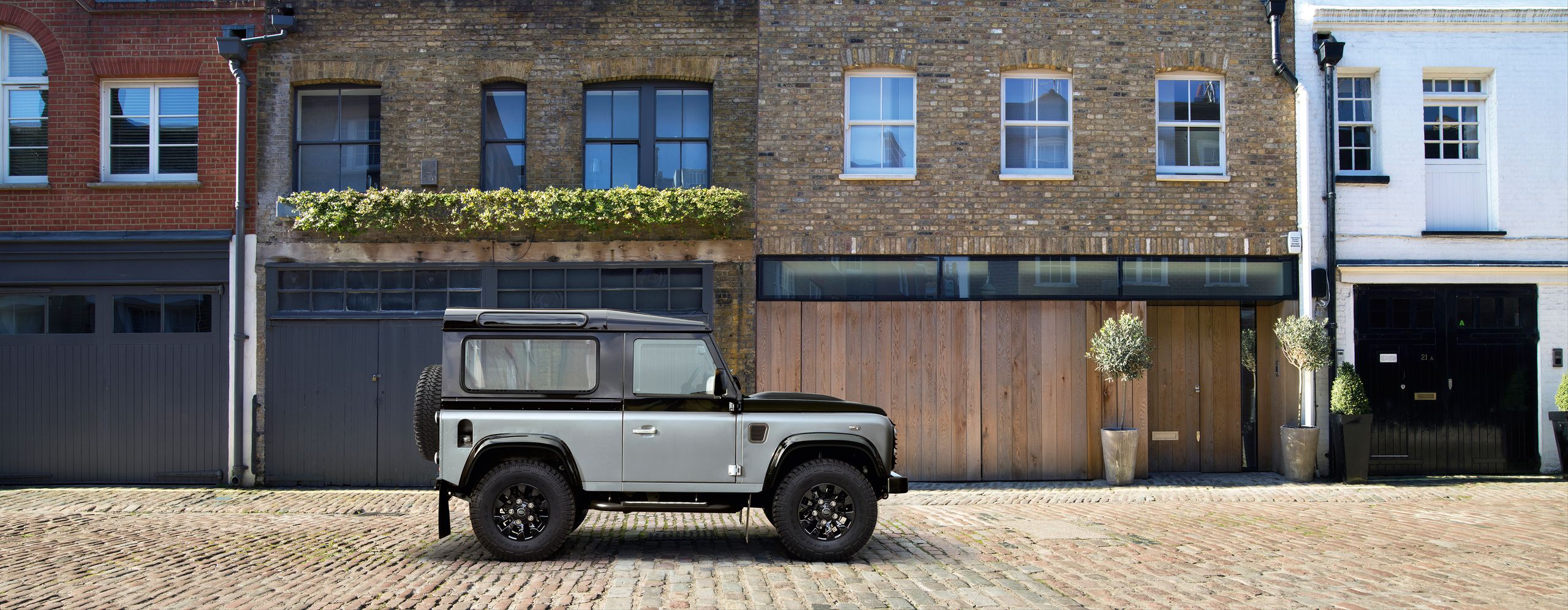 Land Rover Defender 90 Autobiography (2015)
