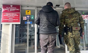 Zranił nożem innego Ukraińca. Wydalili go z Polski. Dali 5-letni zakaz