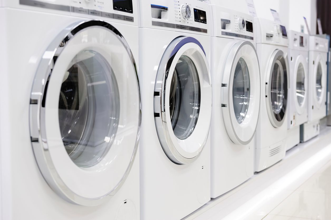 Płytkie pralki do 1000 zł, czyli szukamy taniego prania