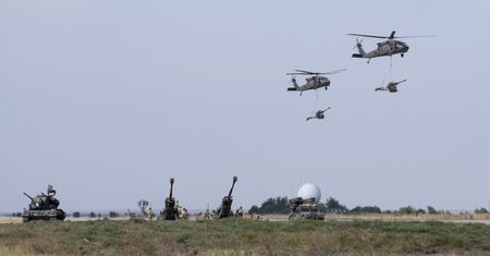 Media: Rumunia pomoże USA. Udostępni bazy do misji przeciwko Iranowi