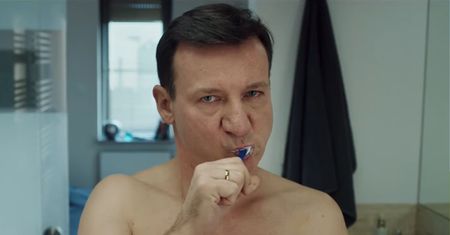 Późnym wieczorem Polacy ochoczo włączą odbiorniki. Równo o tej godzinie TVN puści kinowy przebój