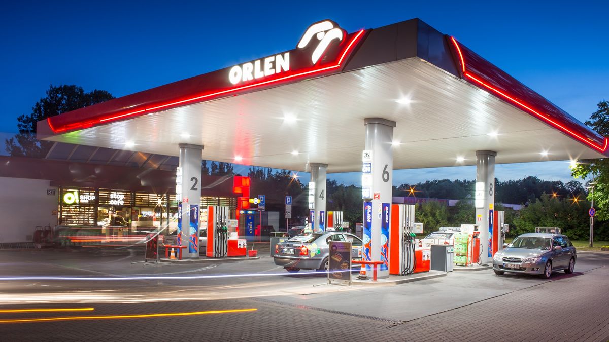 Mały akcjonariusz Orlenu wzywa do buntu