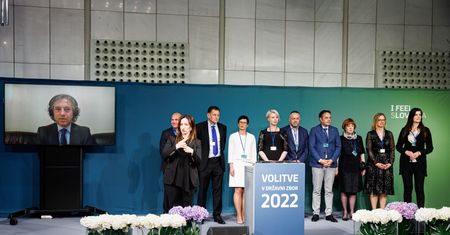 Wiatr odnowy w Słowenii. Wieje na Zachód
