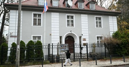 Konsulat Rosji do zamknięcia. Miasto walczy o milionowe należności