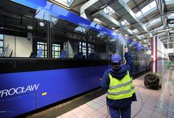 Koronawirus. MPK Wrocław da pracę ludziom z Aquaparku. Współpraca miejskich spółek uratuje mieszkańców