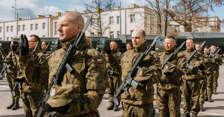 Zaplombowano magazyny wojskowe. Nieoficjalnie: chodzi o kradzieże