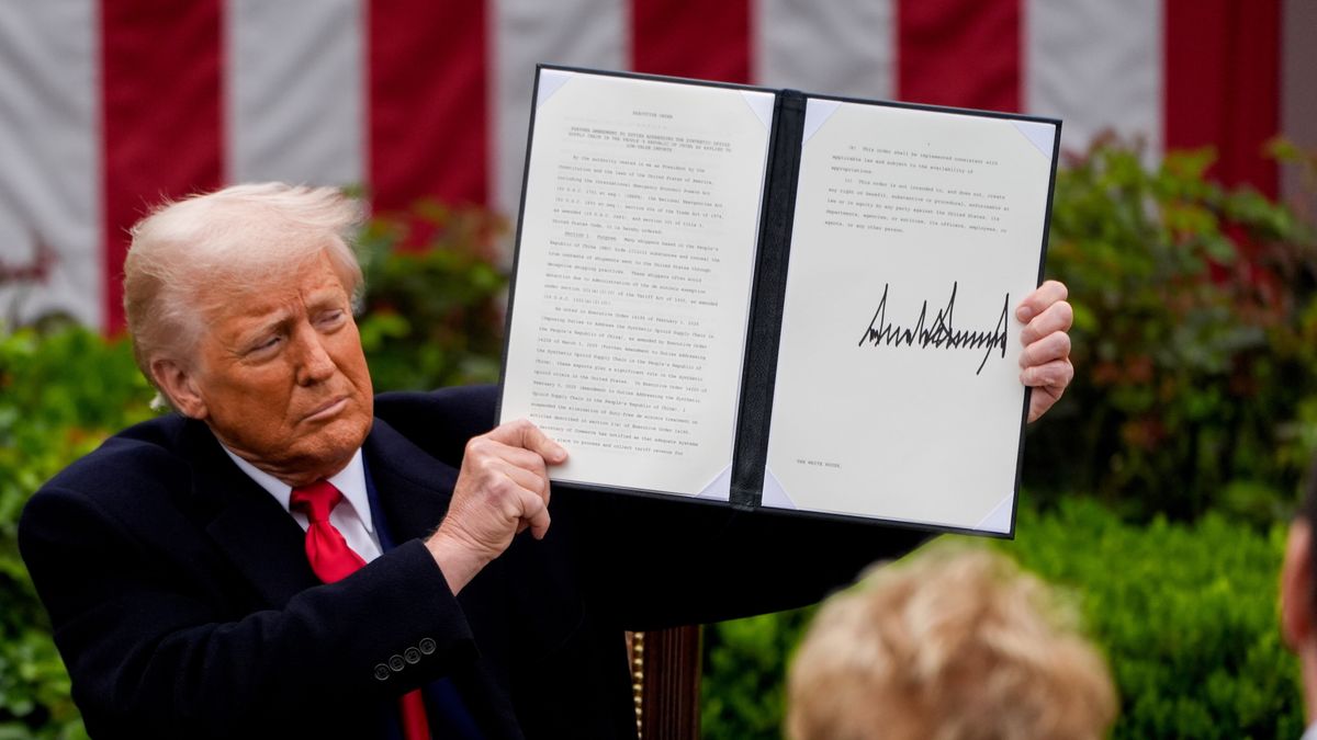 Donald Trump ogłasza sankcje