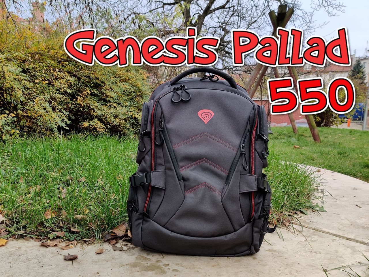 Genesis Pallad 550 - nowoczesny wygląd, zwarta konstrukcja i więcej kieszonek w plecaku dla gracza