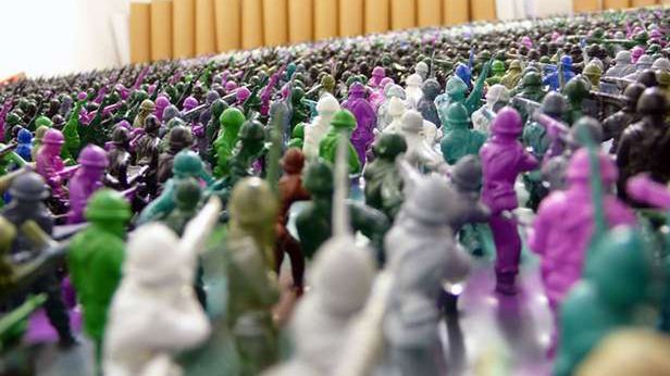 Zabawa żołnierzykami może być sztuką! 1