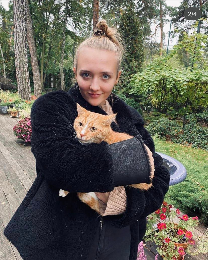 Grażyna Szapołowska pokazała się z wnuczką na Instagramie. Internauci nie kryją zachwytu: "Piękno w genach"