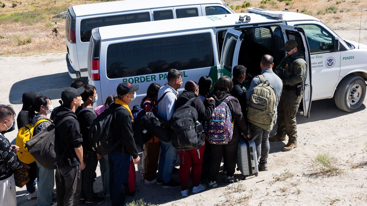 Biały Dom informuje o ponad 500 zatrzymanych imigrantach