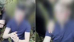 Wrocław: Podając się za nastolatkę zwabili Ukraińca w pułapkę. Pobili go, ogolili na łyso i wszystko nagrali
