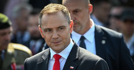 Pierwsze weto Nawrockiego. W sieci zawrzało