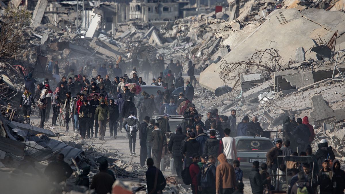 Ludzie w strefie Gazy wracają do domów po ogłoszeniu rozejmu