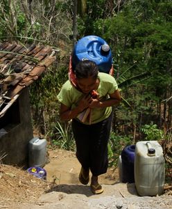 Bez wody nie ma pokoju. Dwa mld ludzi ma z tym problem