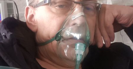 Jacek Borkowski spytał o szczepionkę na COVID-19. Mocna odpowiedź lekarza