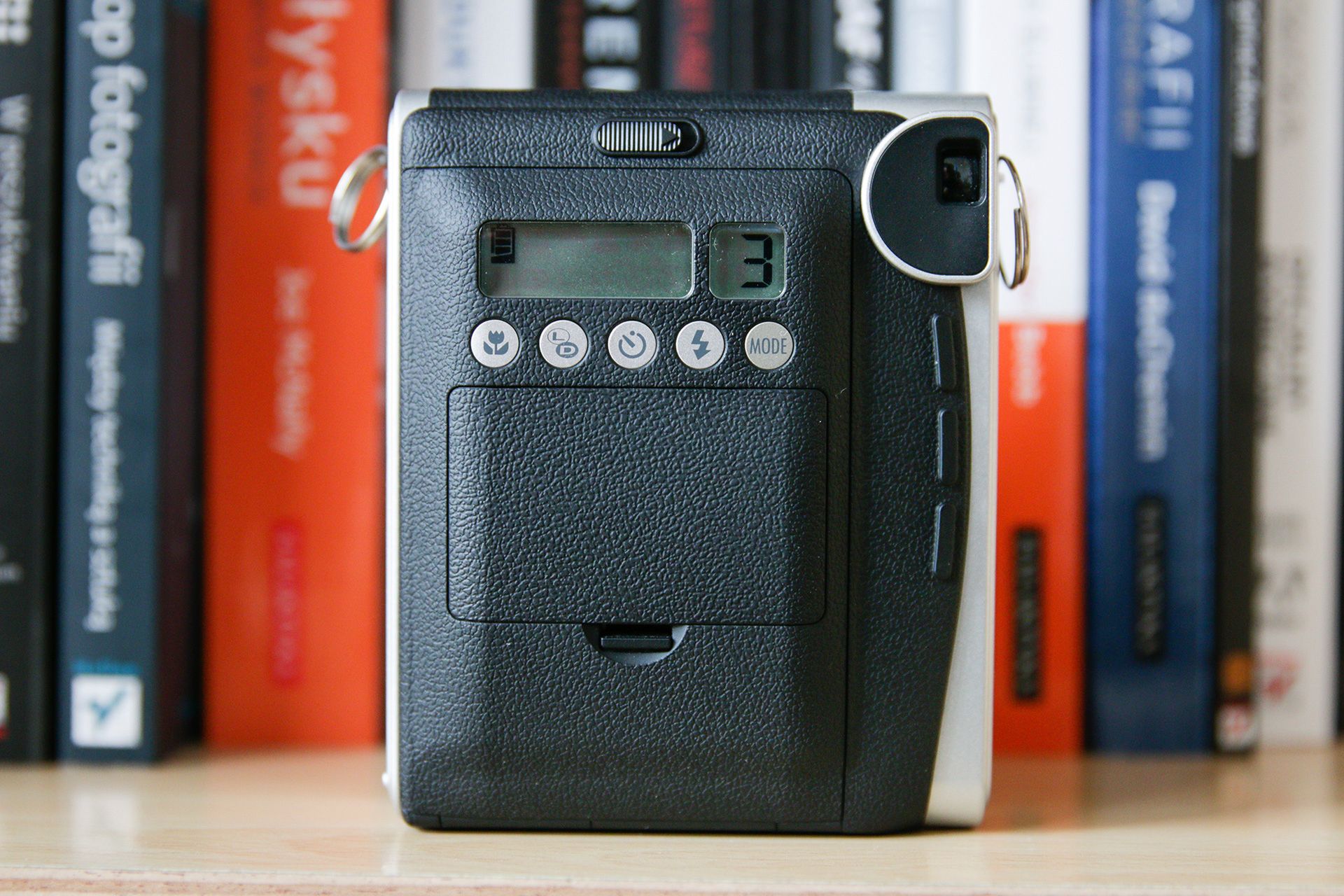 Fujifilm Instax mini 90 Neo Classic - natychmiastowa zabawa w stylu retro [test] 4