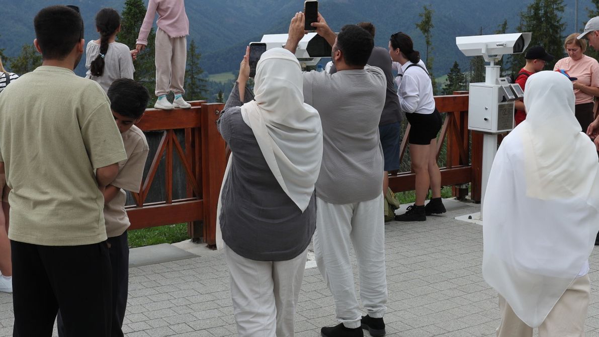 Wakacje się skończyły, ale w Zakopanem nie brakuje turystów