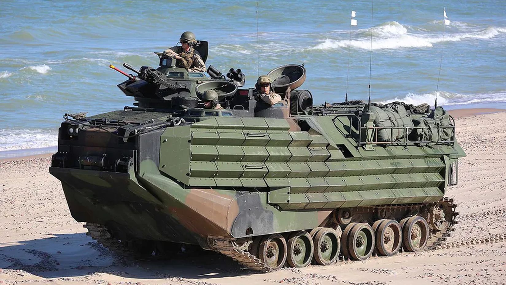 Amfibia AAV7
