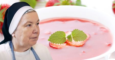 Genialna zupa truskawkowa siostry Anastazji. Wystarczy pół kilo truskawek i 4 składniki