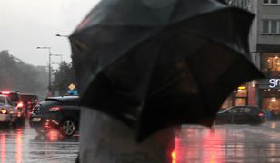 Warszawa. Pogoda. W poniedziałek deszczowo i bez słońca