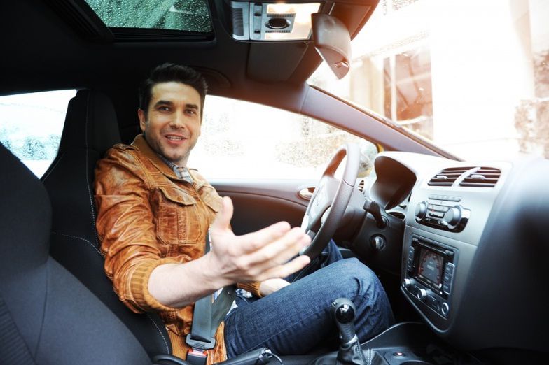 Marcin Dorociński i Seat Leon Cupra (fot. seat.pl)