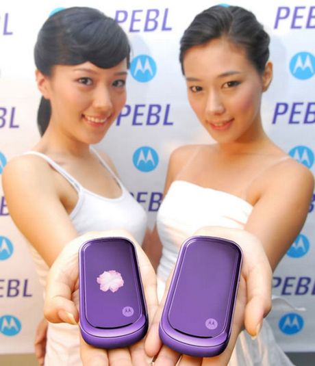 Nowa Motorola PEBL w kobiecym stylu