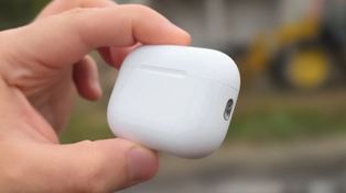 Nowe AirPodsy będą miały kamery. Apple pokazało, do czego posłużą