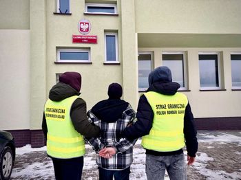 Uporczywie naruszali prawo. Dwie osoby deportowane