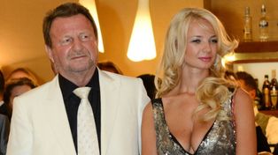 To z nią Józef Wojciechowski doczekał się DWÓCH SYNÓW. Laura Michnowicz wygląda dziś KOMPLETNIE inaczej! (FOTO)