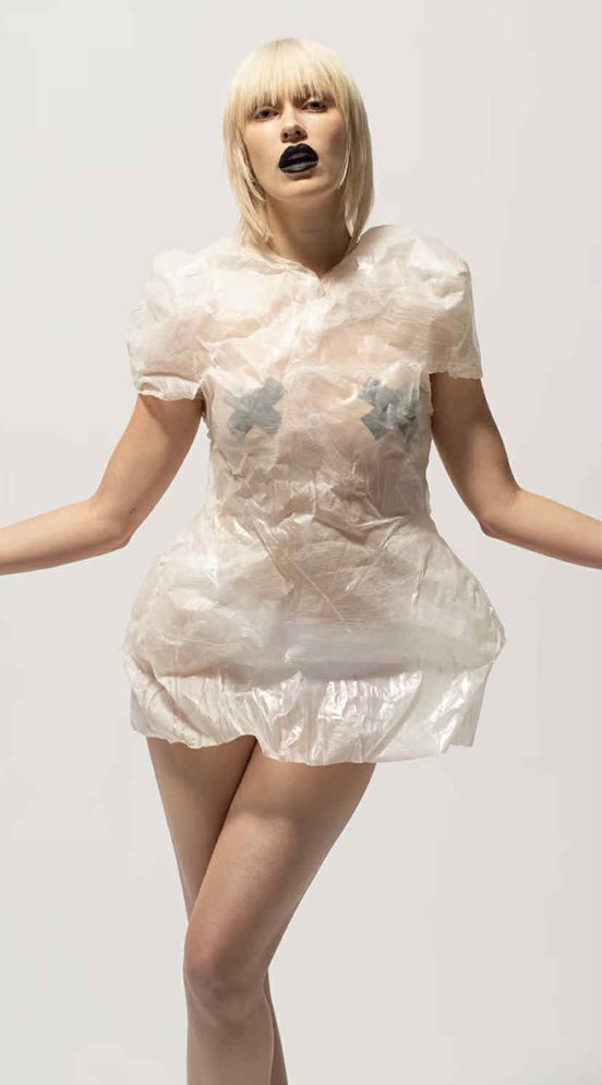 Helena Englert, tak promuje nowy singiel