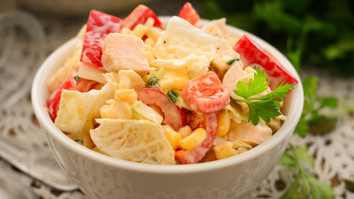 Sałatka idealna na imprezę i lunch do pracy