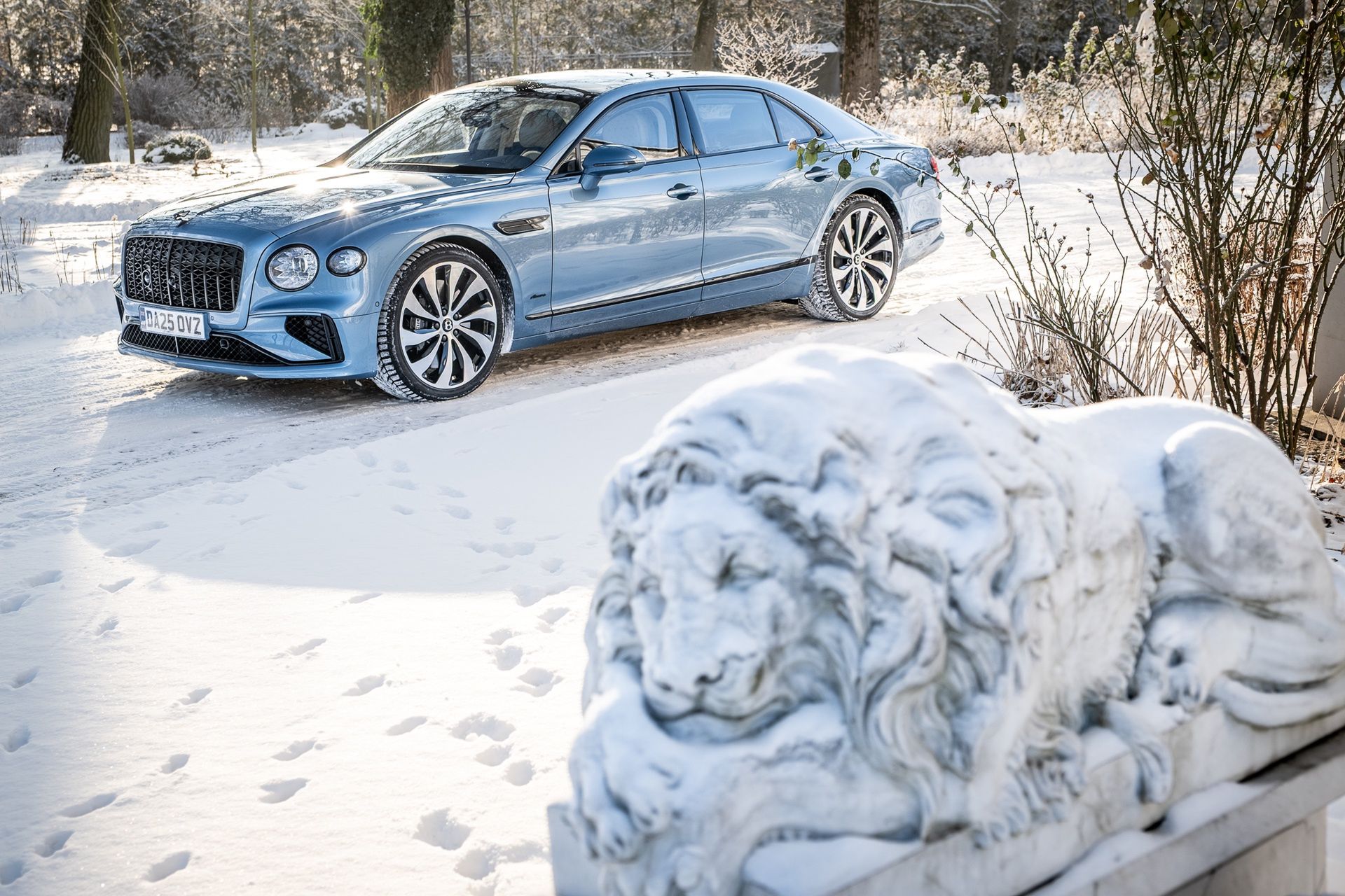 Bentley Flying Spur Azure (2026)